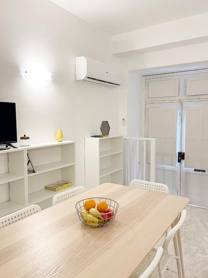 Entire Central Valletta Home Extérieur photo